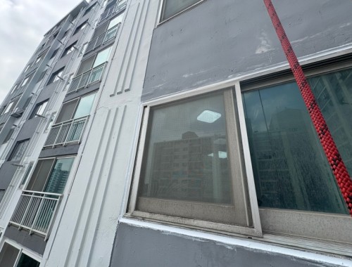 창틀코킹 태산건물유지보수 꼼꼼한 작업에 만족했어요